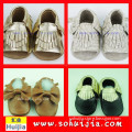 New fashion style wholesale alibaba online sweet color bow and tassels sandals shoes for babies